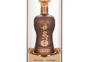 廣西丹泉30年53度洞藏酒價格表，1380元的高端醬酒接近飛天品質