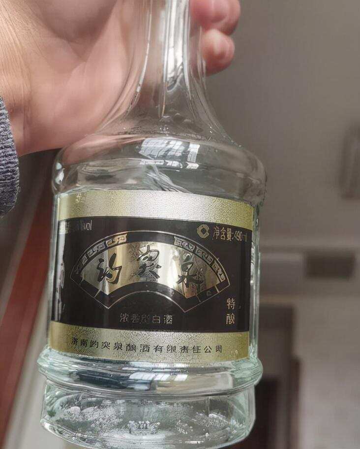 去山東，行家不喝景芝酒，卻專喝這4款“廉價酒”，當地人：識貨